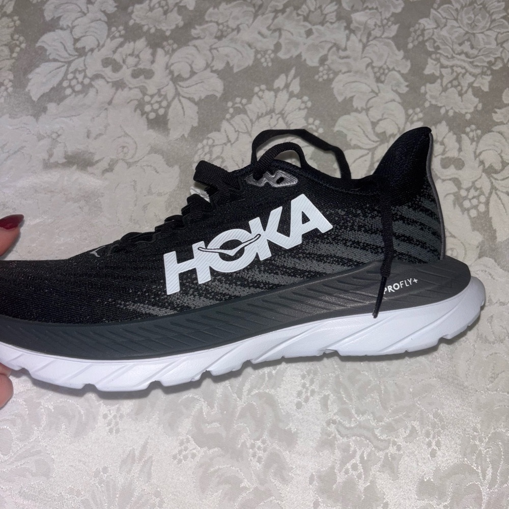 Men’s Hoka Sneakers